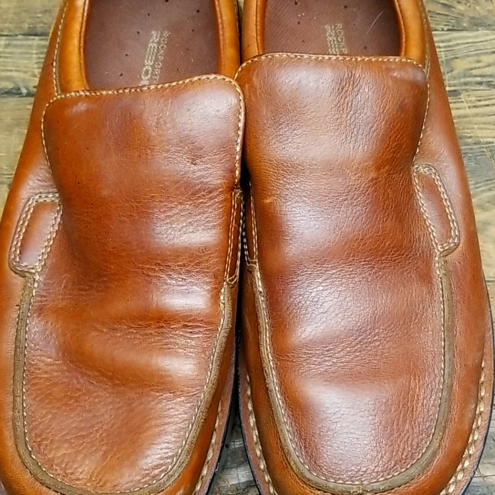 ROCKPORT  LOAFERS SIZE 11M